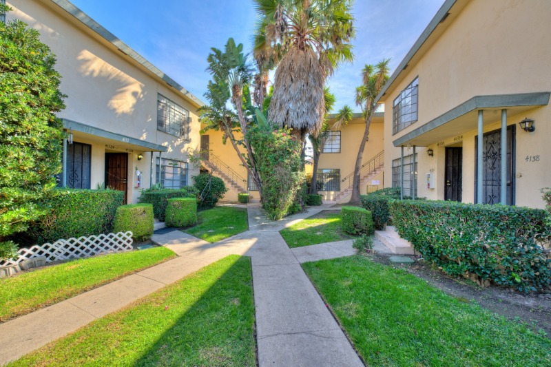 02-D3X9579And8more_tonemapped_1