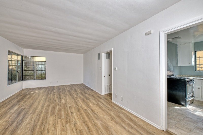 04-_D3X9468And8more_tonemapped_1