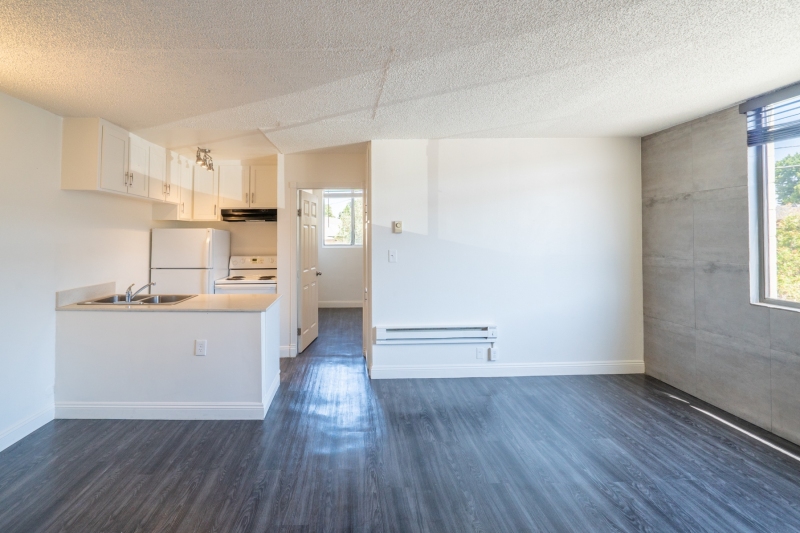 835-Rosecrans-Avenue-1-Bedroom-3