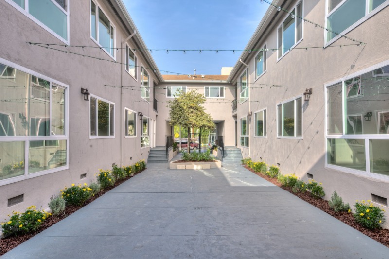 04-Courtyard