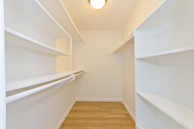 2041_Commonwealth-43