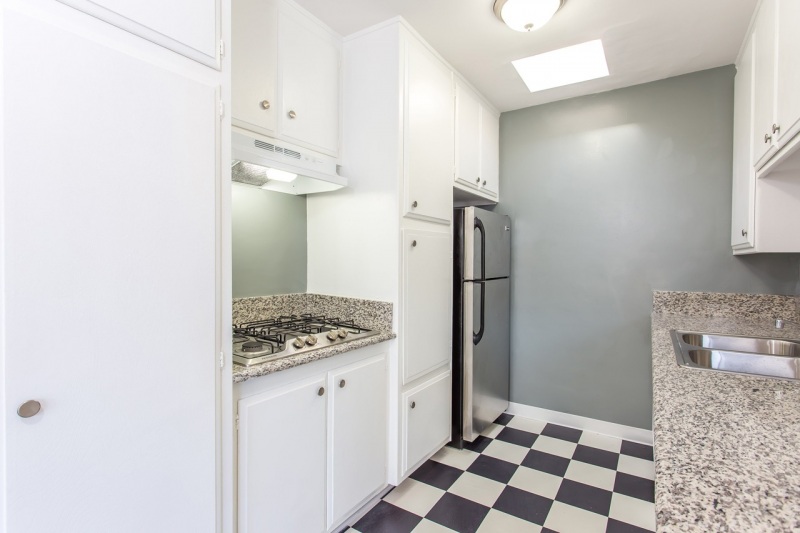 5535-Carlton-MLS-Size-15